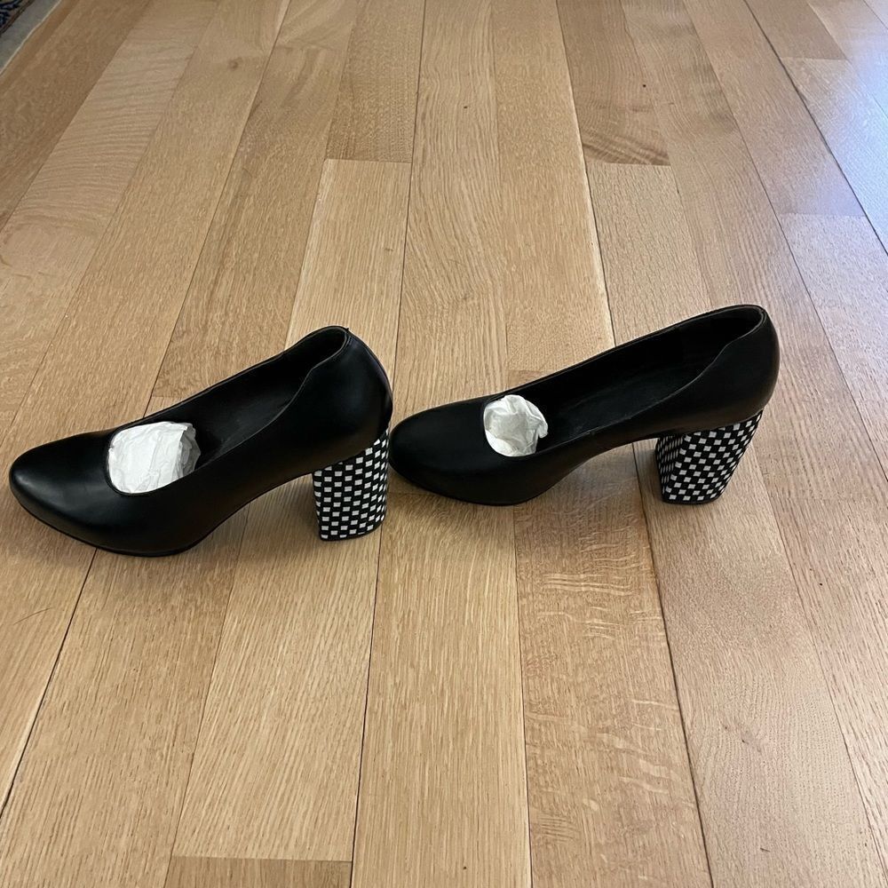 🎉HP🎉Black shoes with a checkered block heel from Creatures of Comfort